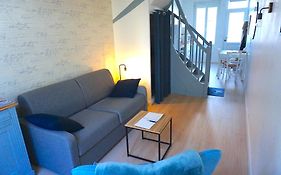 Les Beaux Jours, Tours, Le Duplex